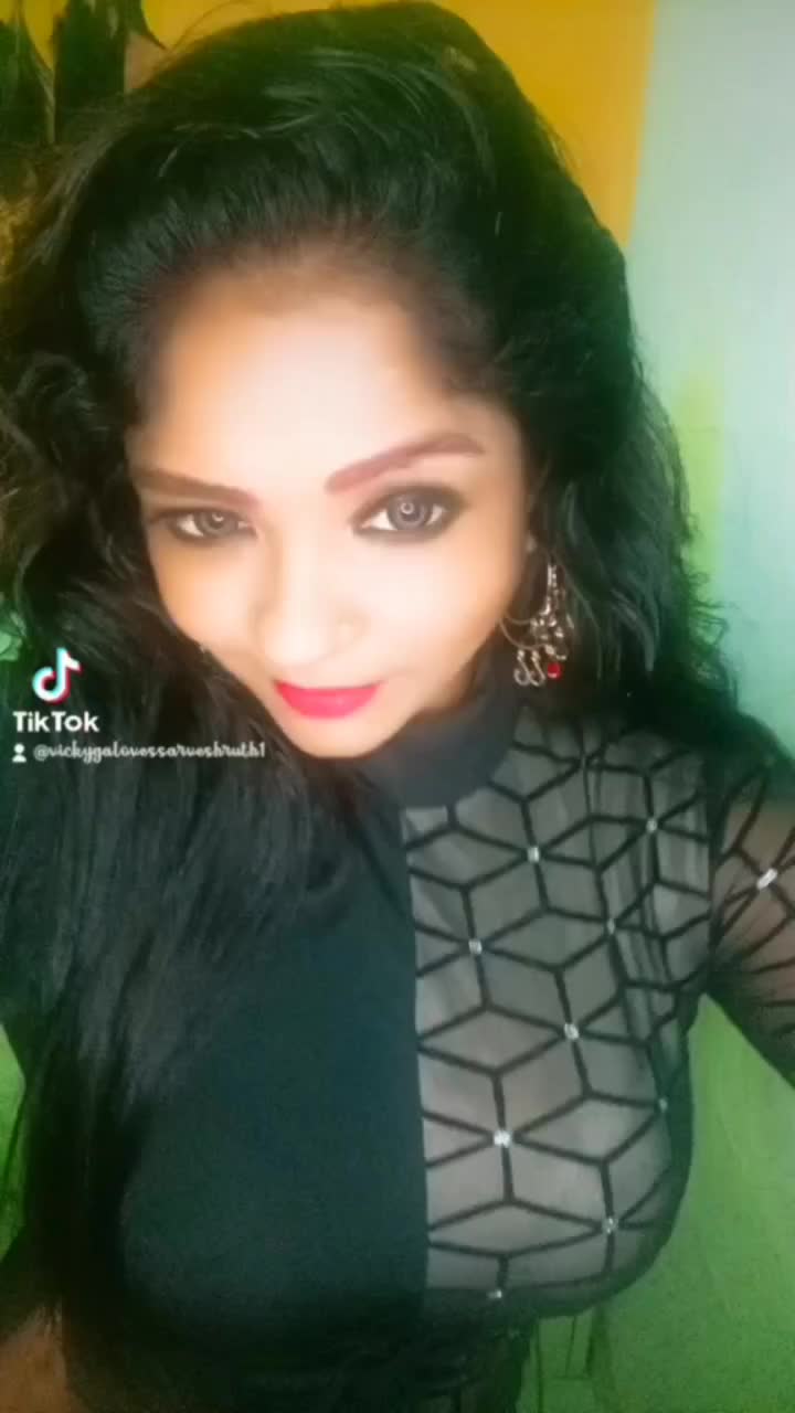 @VickyGal