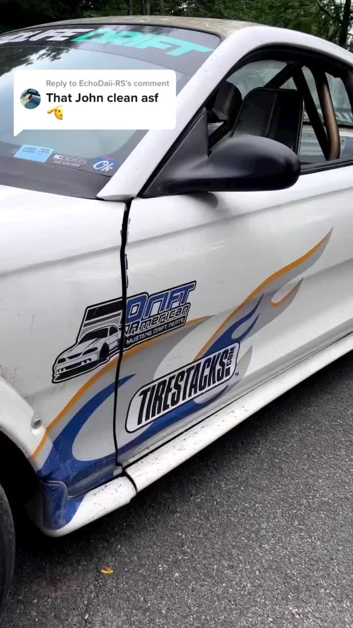 @knee_deep_garage