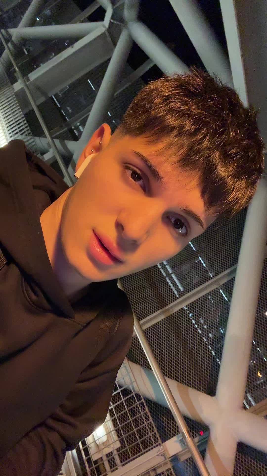 @stavross.p