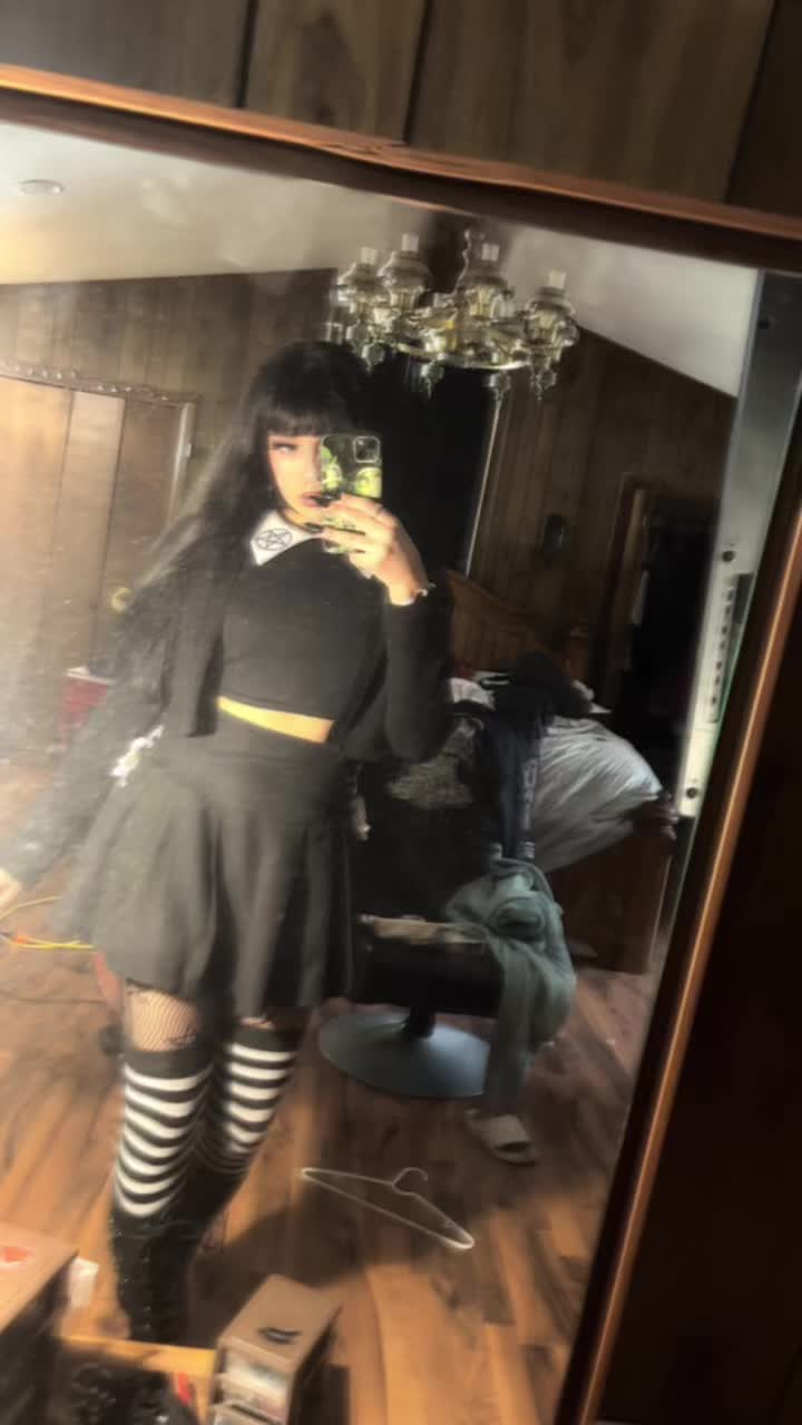@macabrecvtie