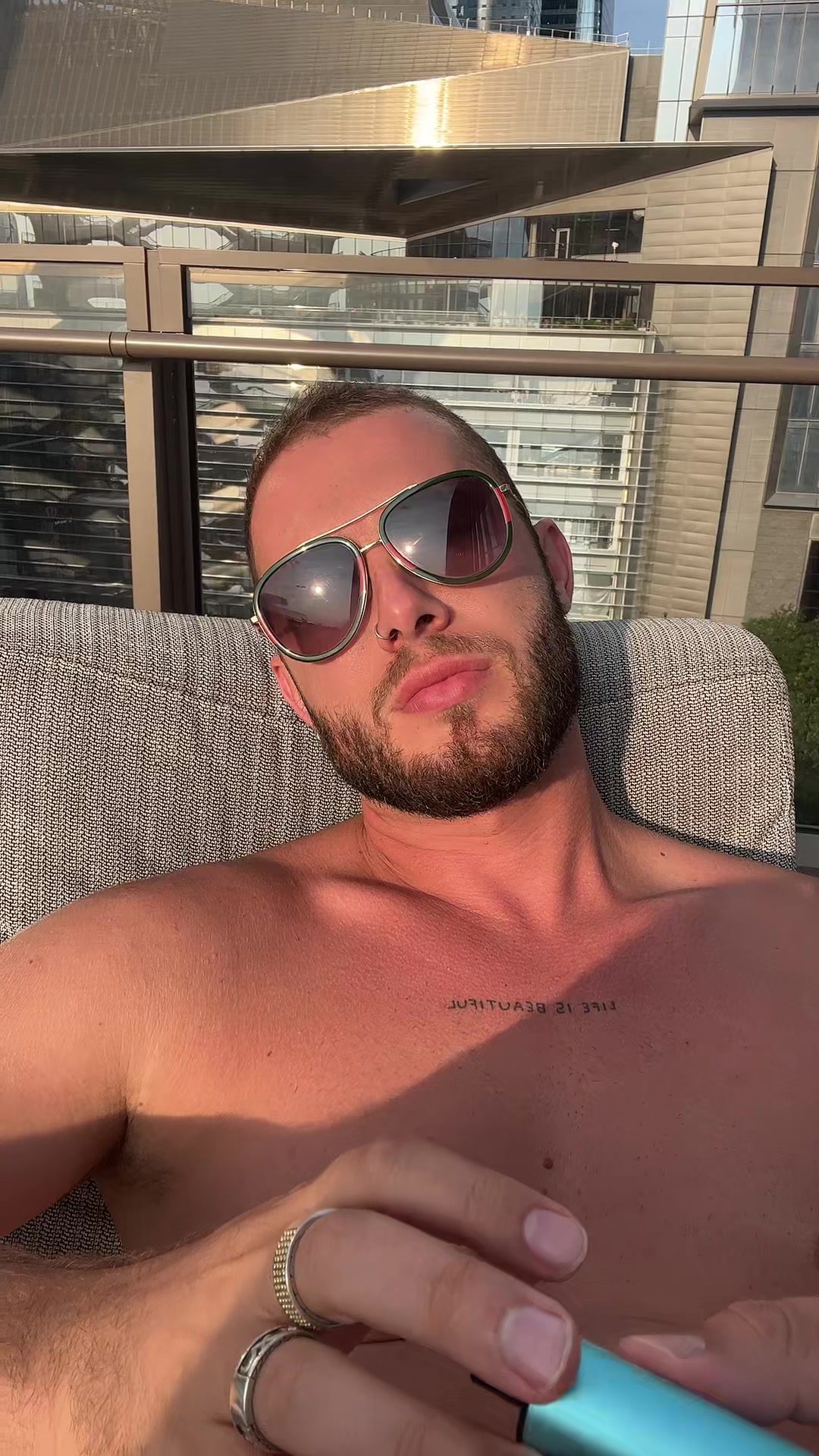 @Kreshnik Behrami