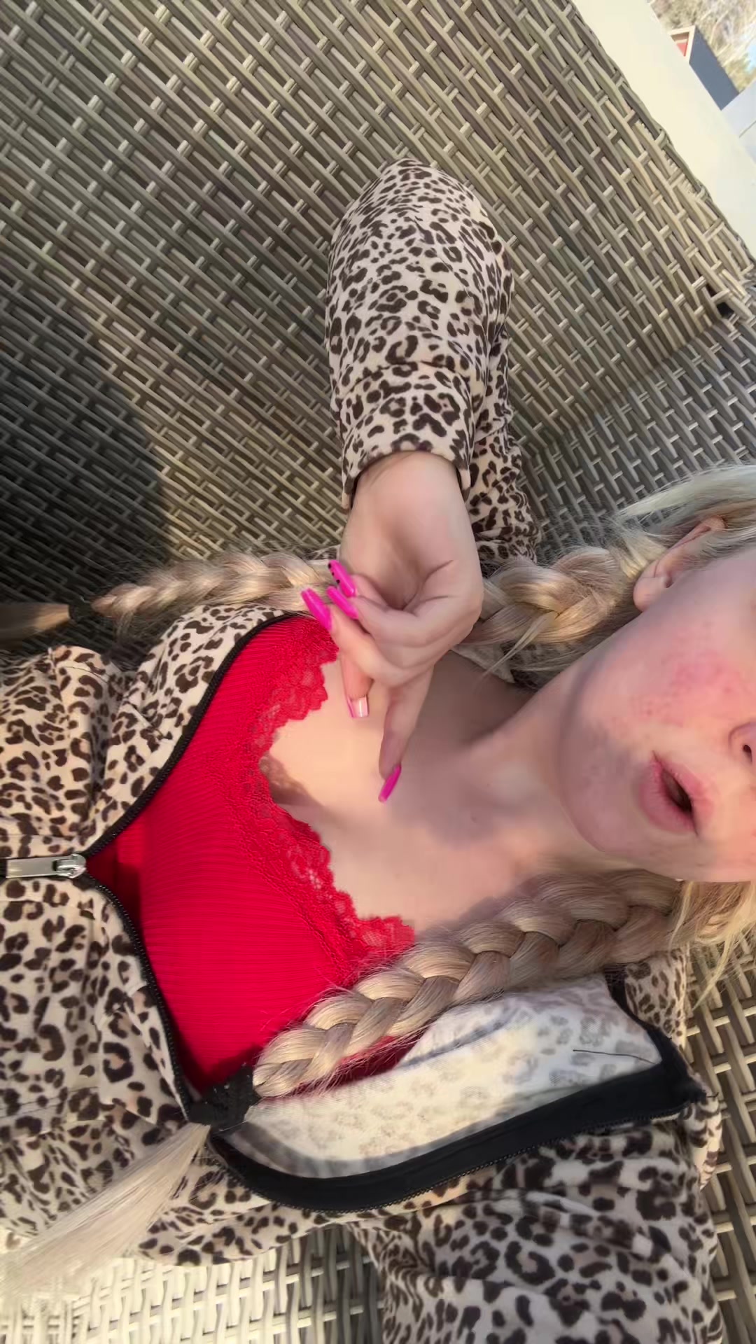 @𝐿𝒾𝓁𝓁𝓈𝓀𝒾𝓉𝑒𝓃🧸🎀