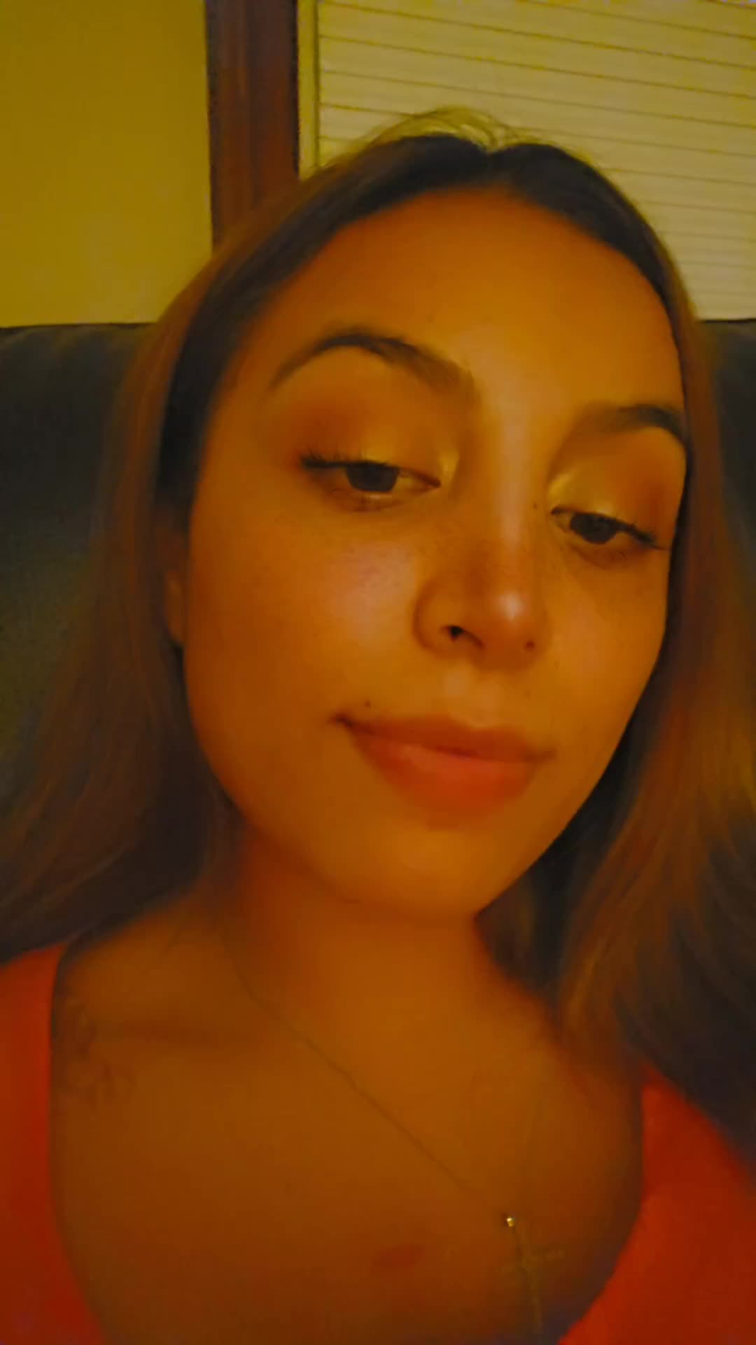 @D4Y4NNA