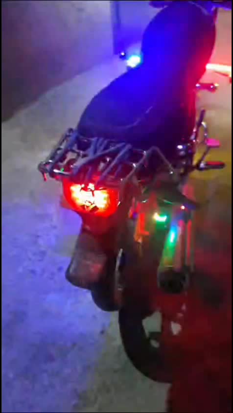 @๐๐ค๐ข๐ข๐๐๐