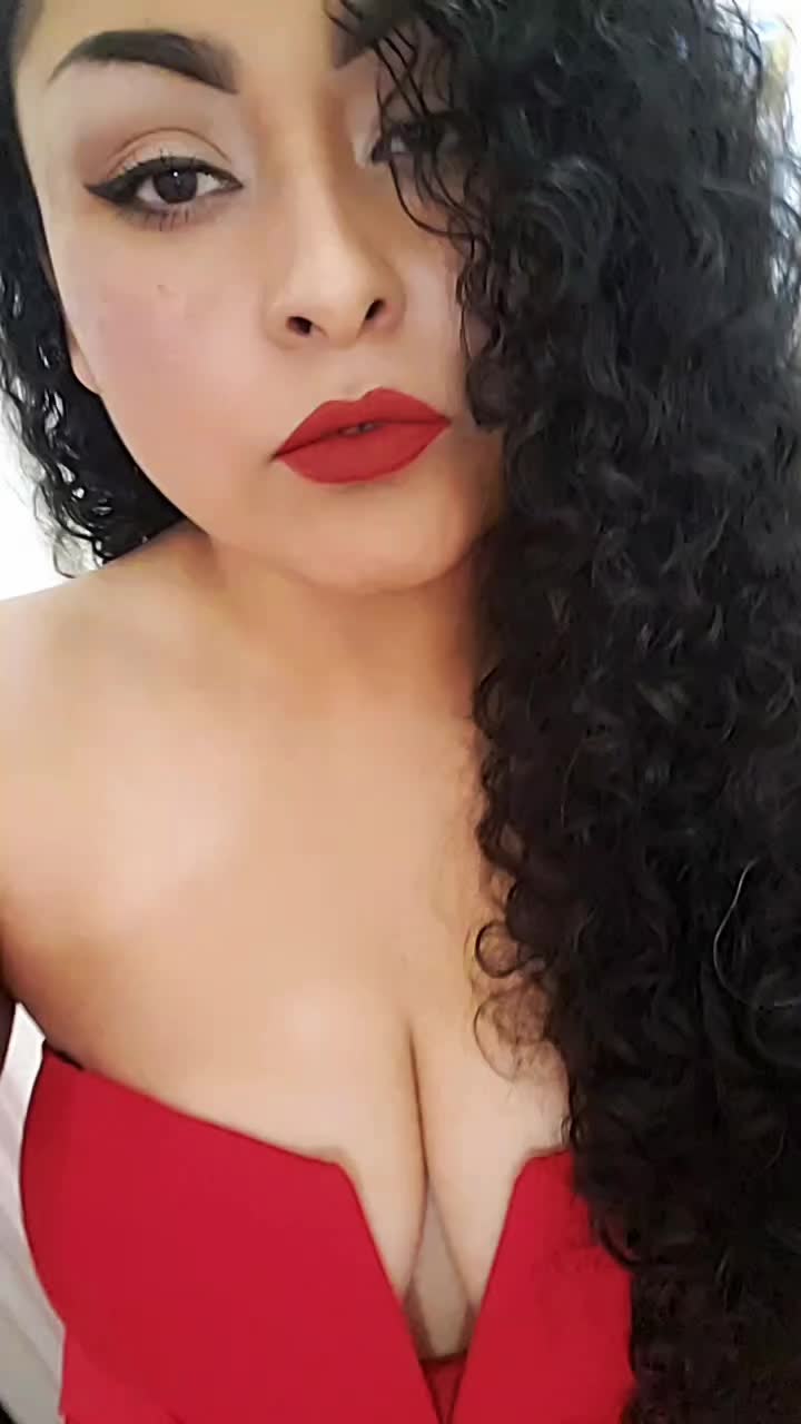 @CrystalLuv