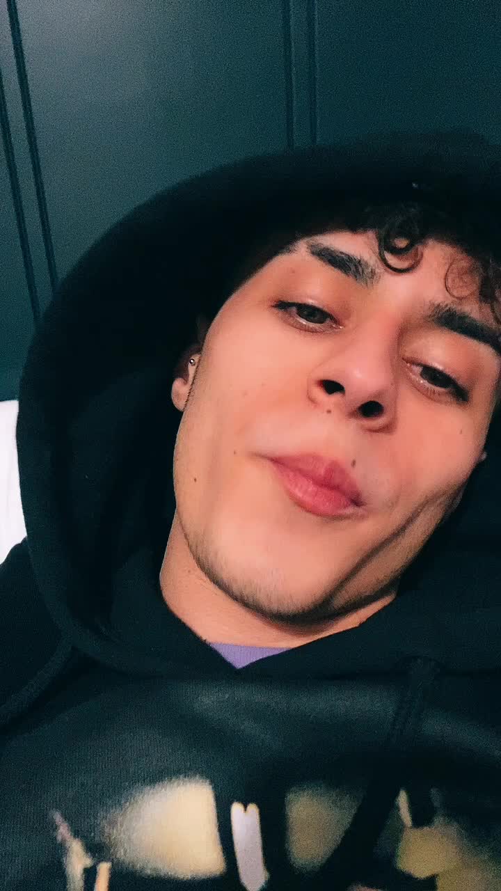 @costicosti00