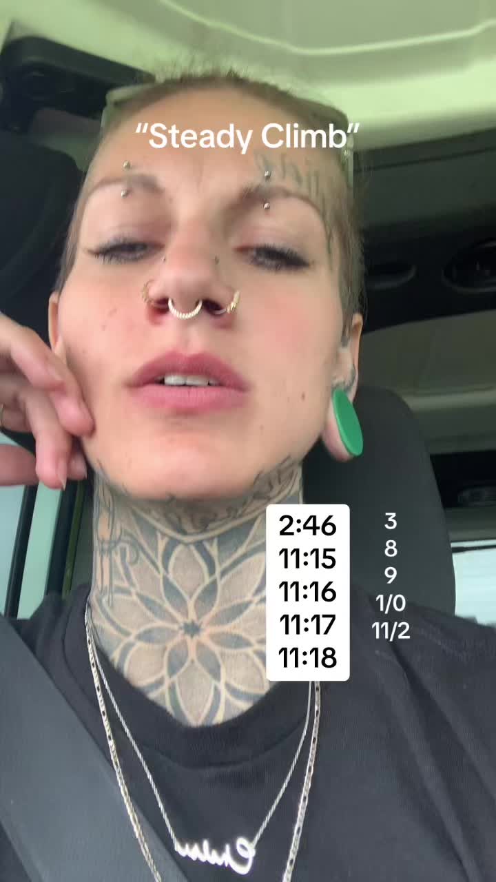 @Chelsi Lynn Wilkens ♌️ ♎️ ♒️