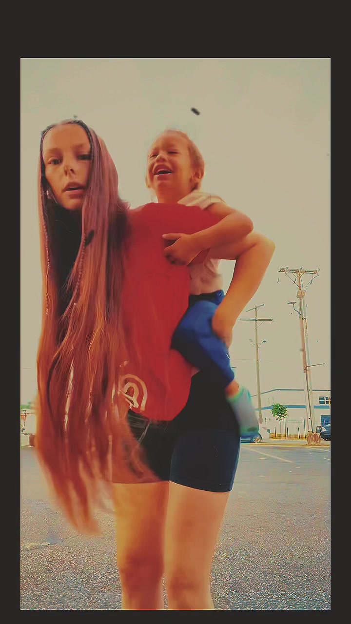 @zannakea