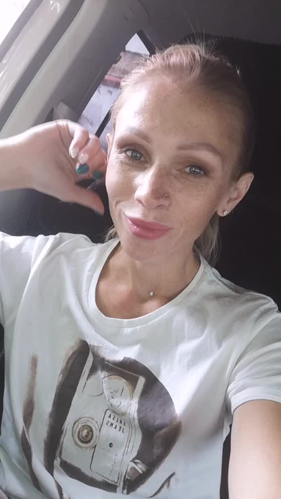 @Маня