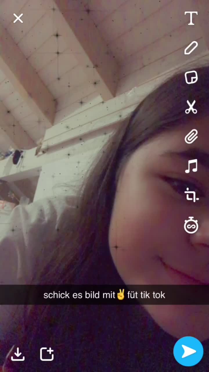 @Lara🤪