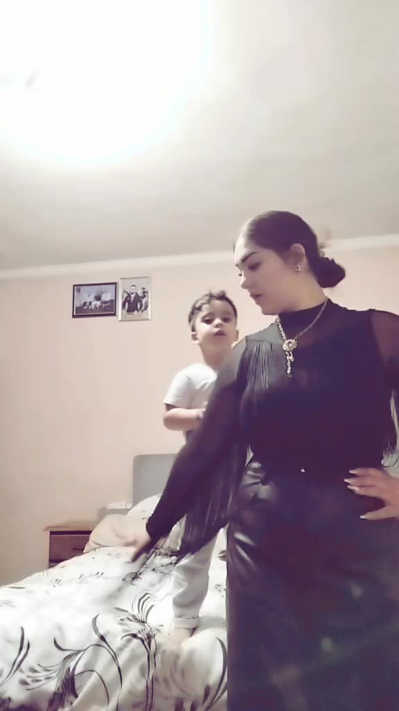 @Străina M