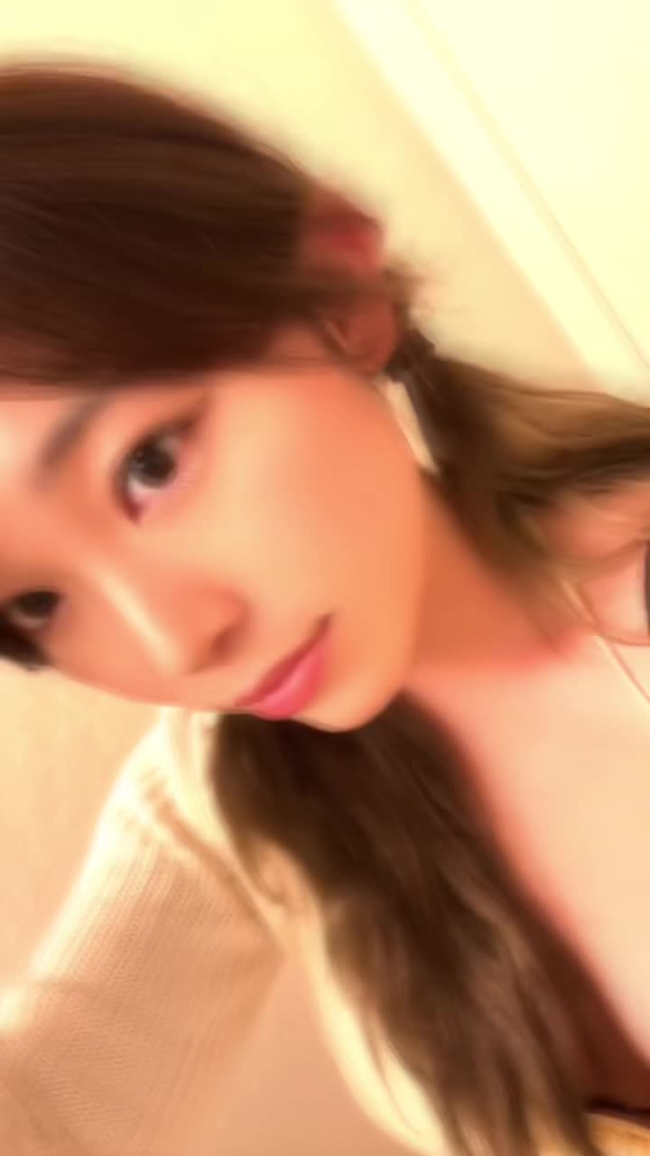 @charlikestoeat