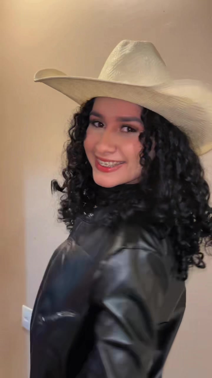 @D&eacute;bora Thalia 🇺🇸✨