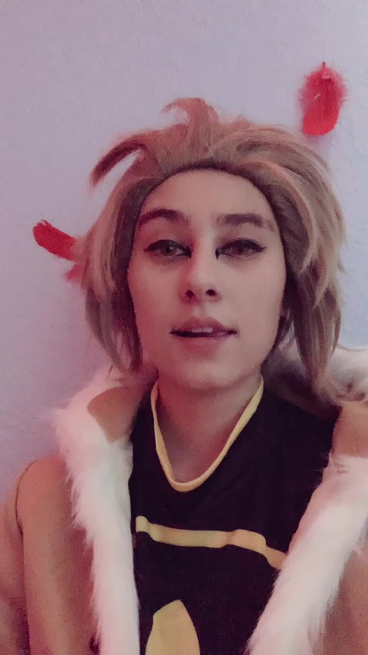 @Hawksboi