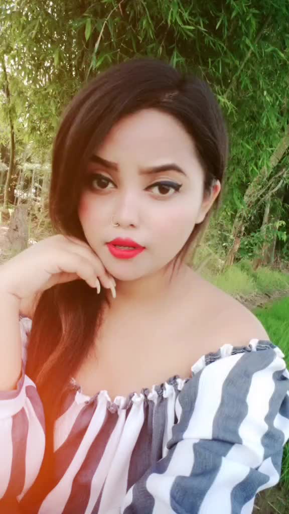 @AnishaDasAnishaDas