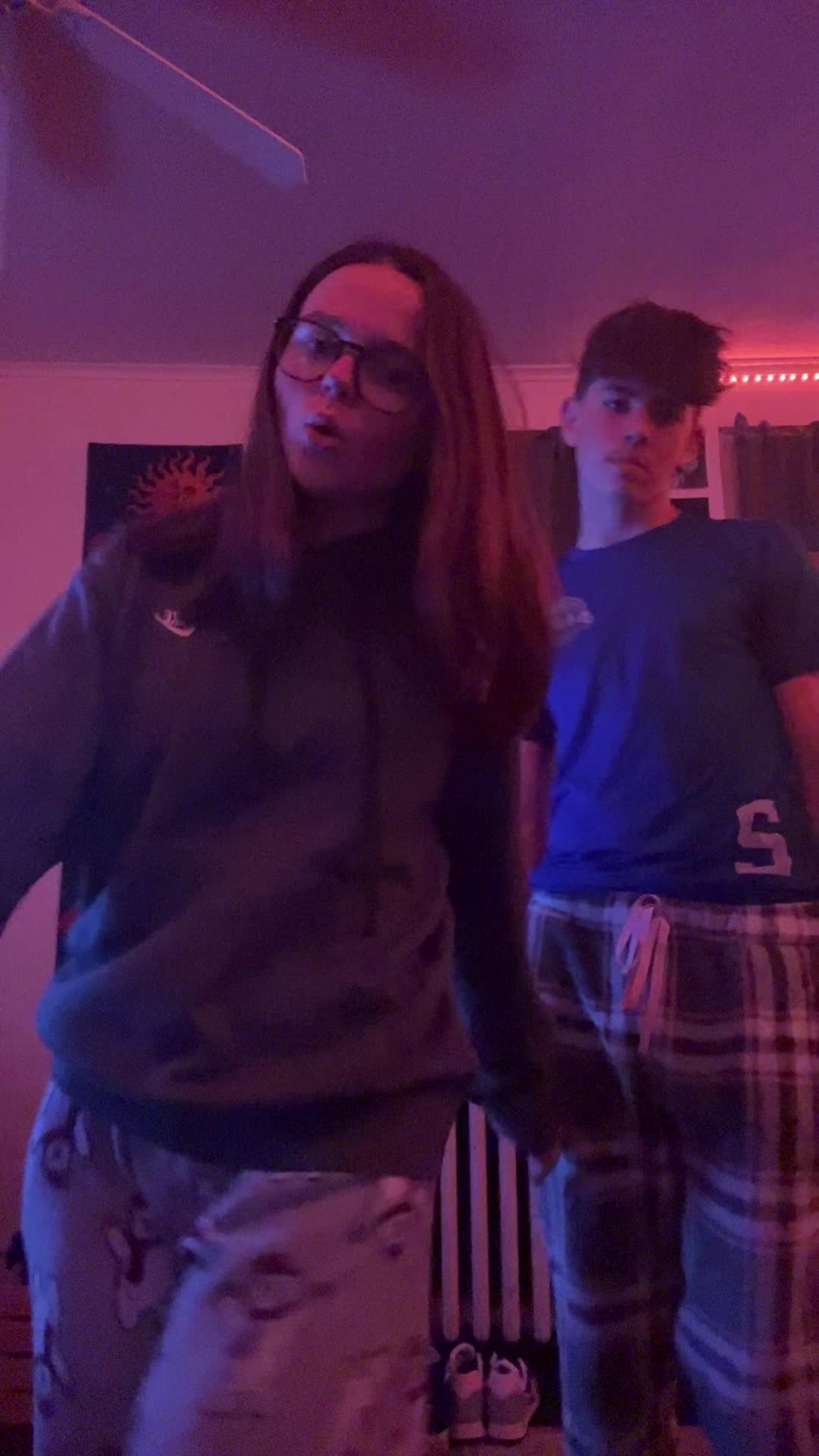 @mckenziedevoe