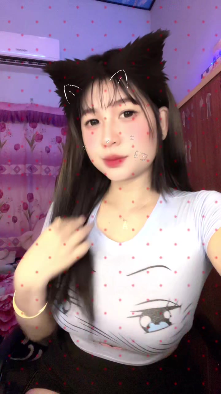 @Emie 🍑