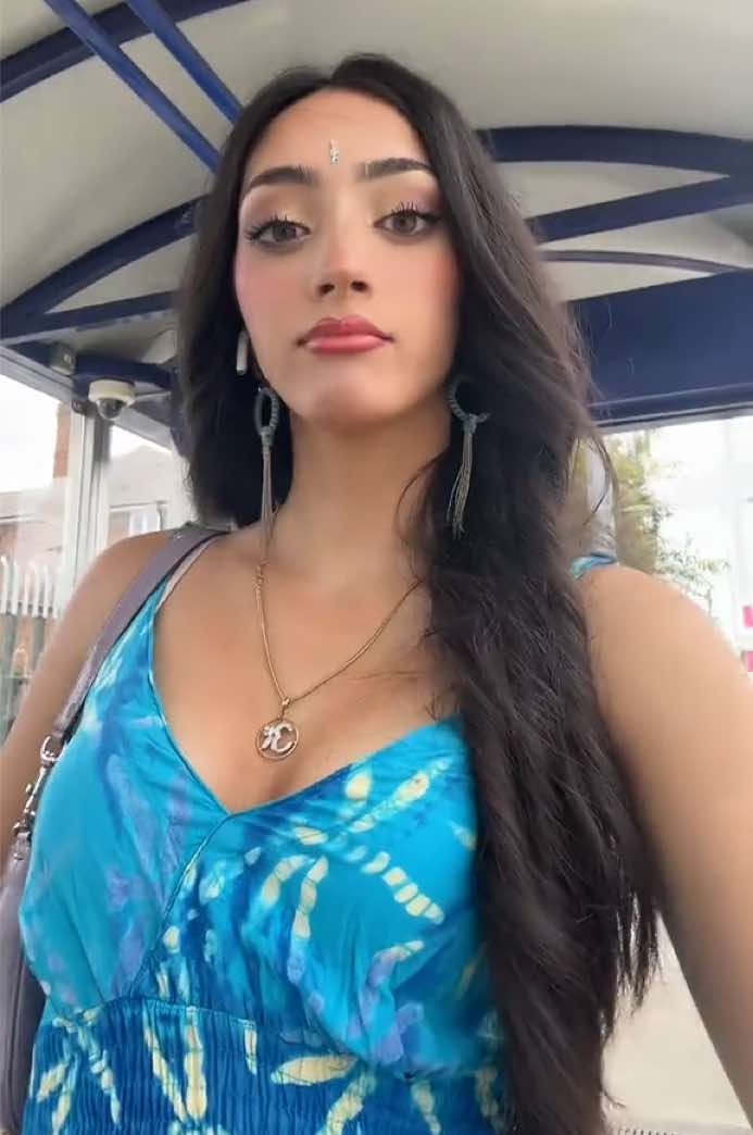 @Priyasi 🪷