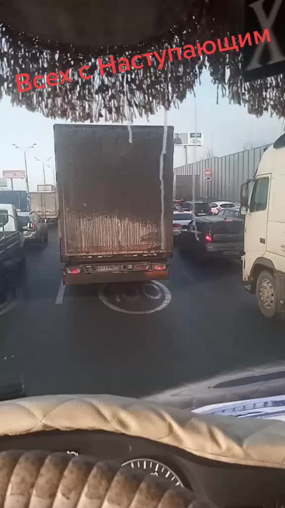 @Юрич