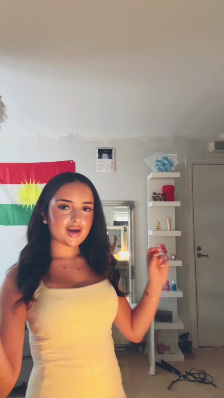 @👸🏽
