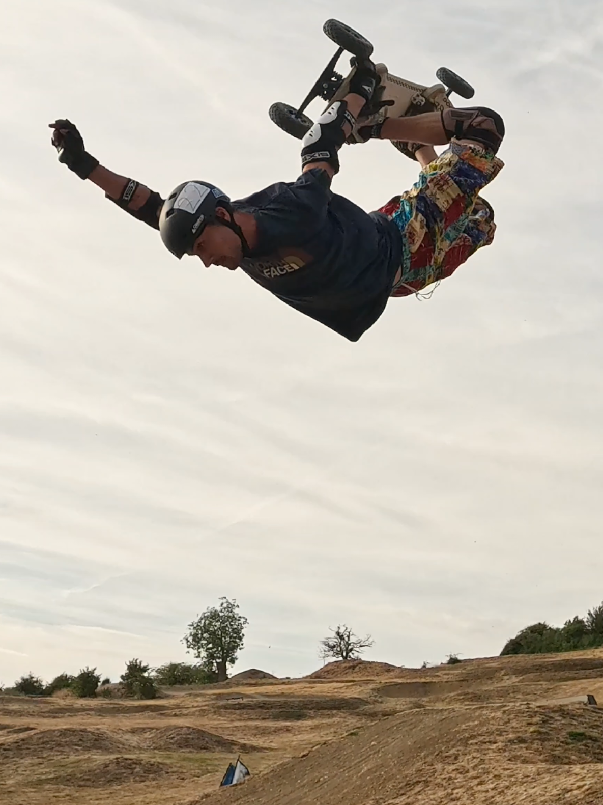 @UKMountainboarding