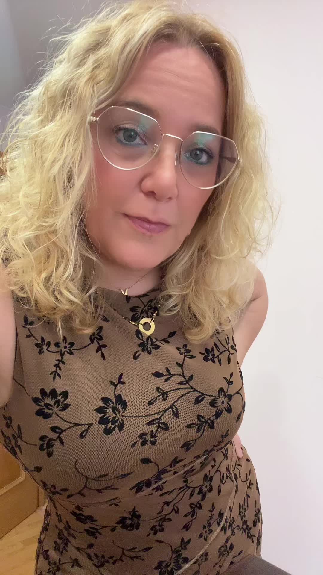 @veronicayeiko