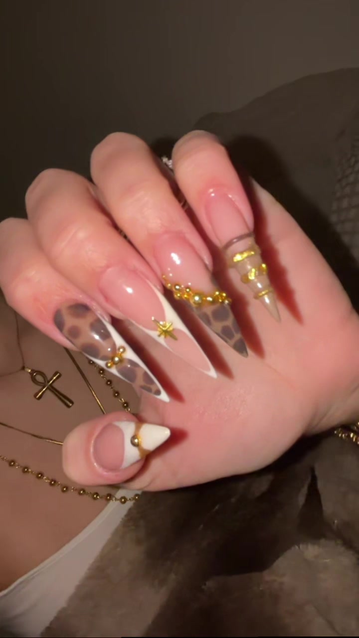 @babyynailz