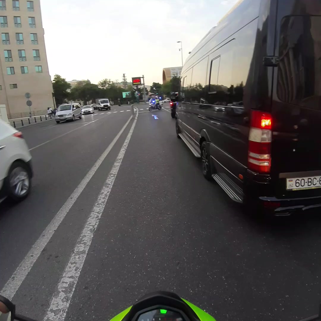@Pozitiv Kuryer 😁✌🏍🇦🇿