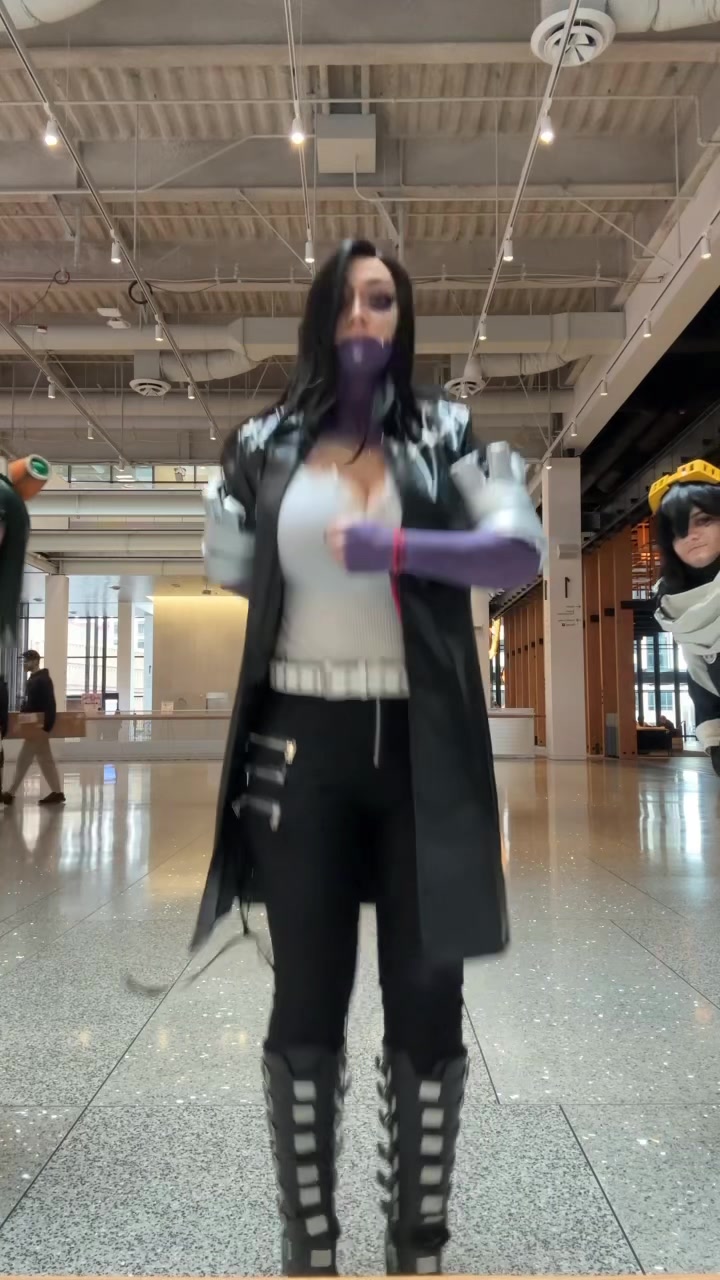 @DawnFrostCosplay