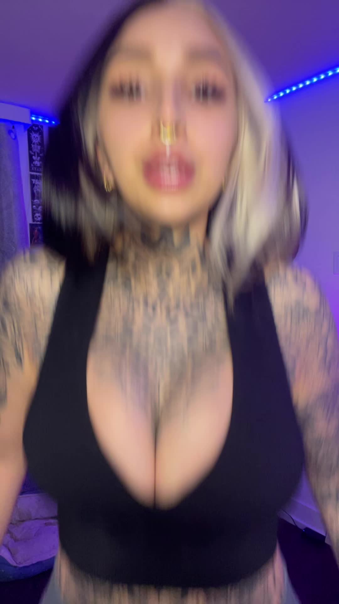 @IG : split_tongue_bri
