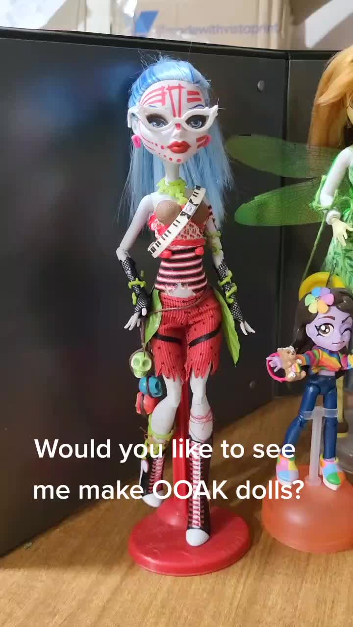 @AkiliAmethyst