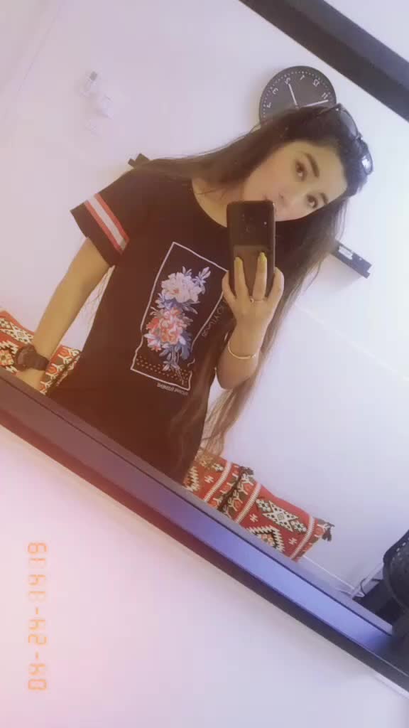 @Mo🔥nee🔥sha