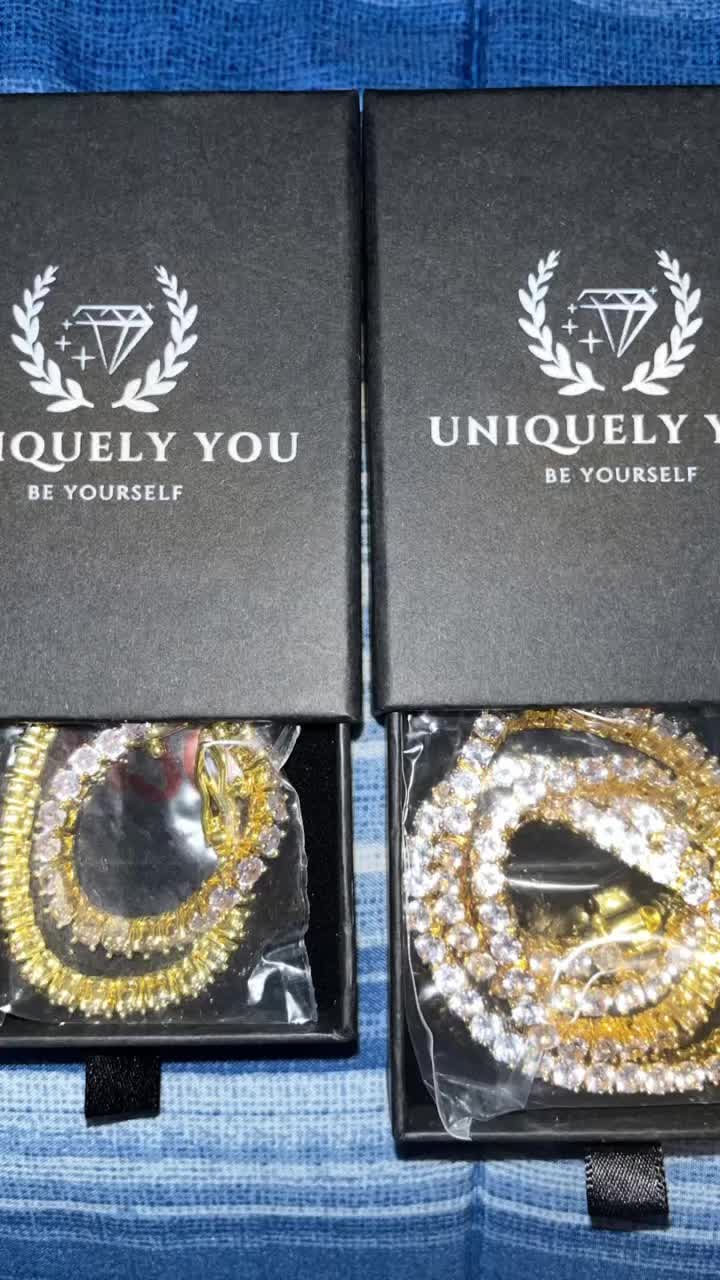 @Uniquely You Online