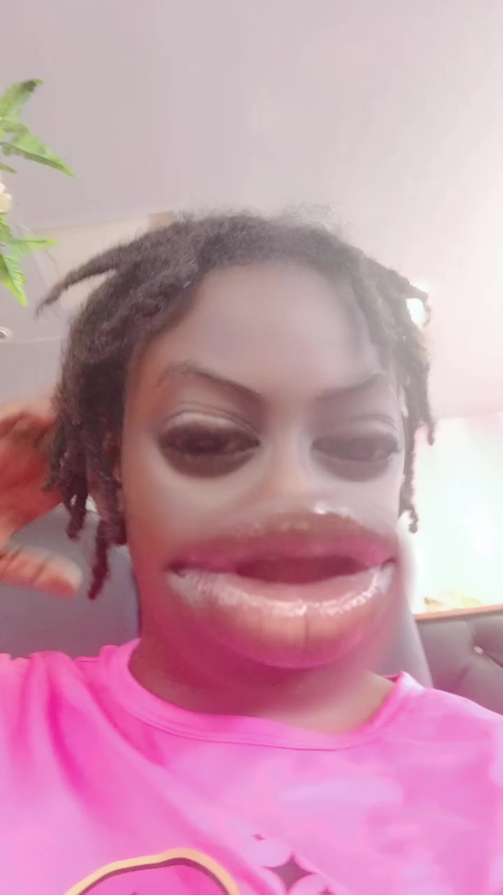 @thatgirl🥰