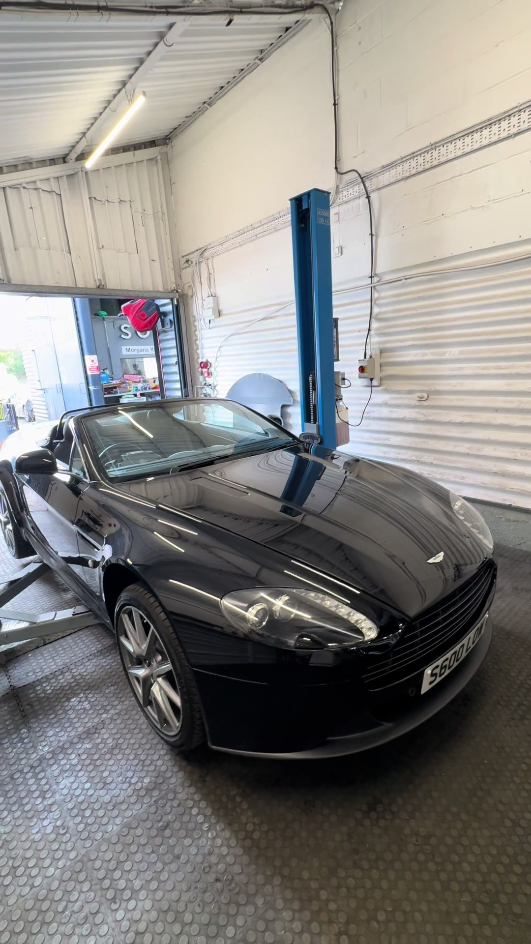 @jaylewiscars