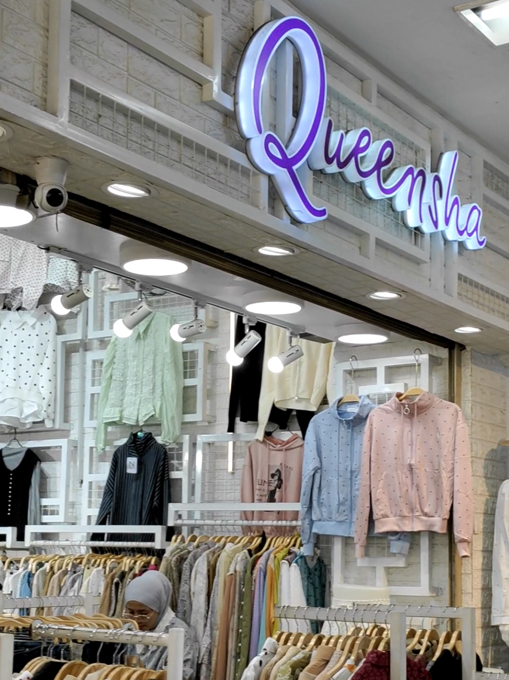 @QUEENSHA AND UWIE FASHION