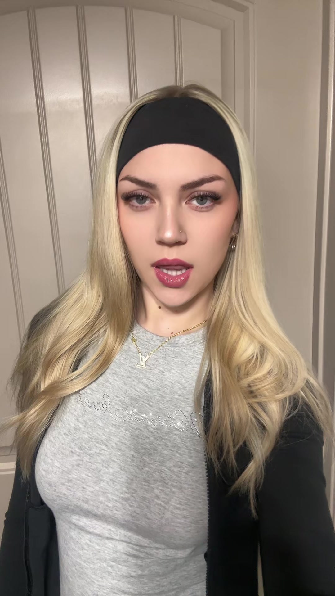 @ameliawalllis