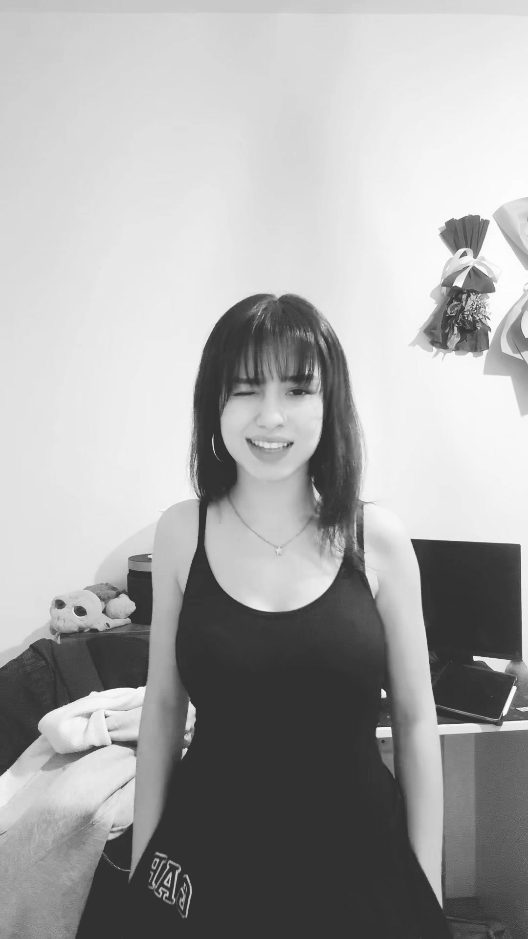 @elosyani