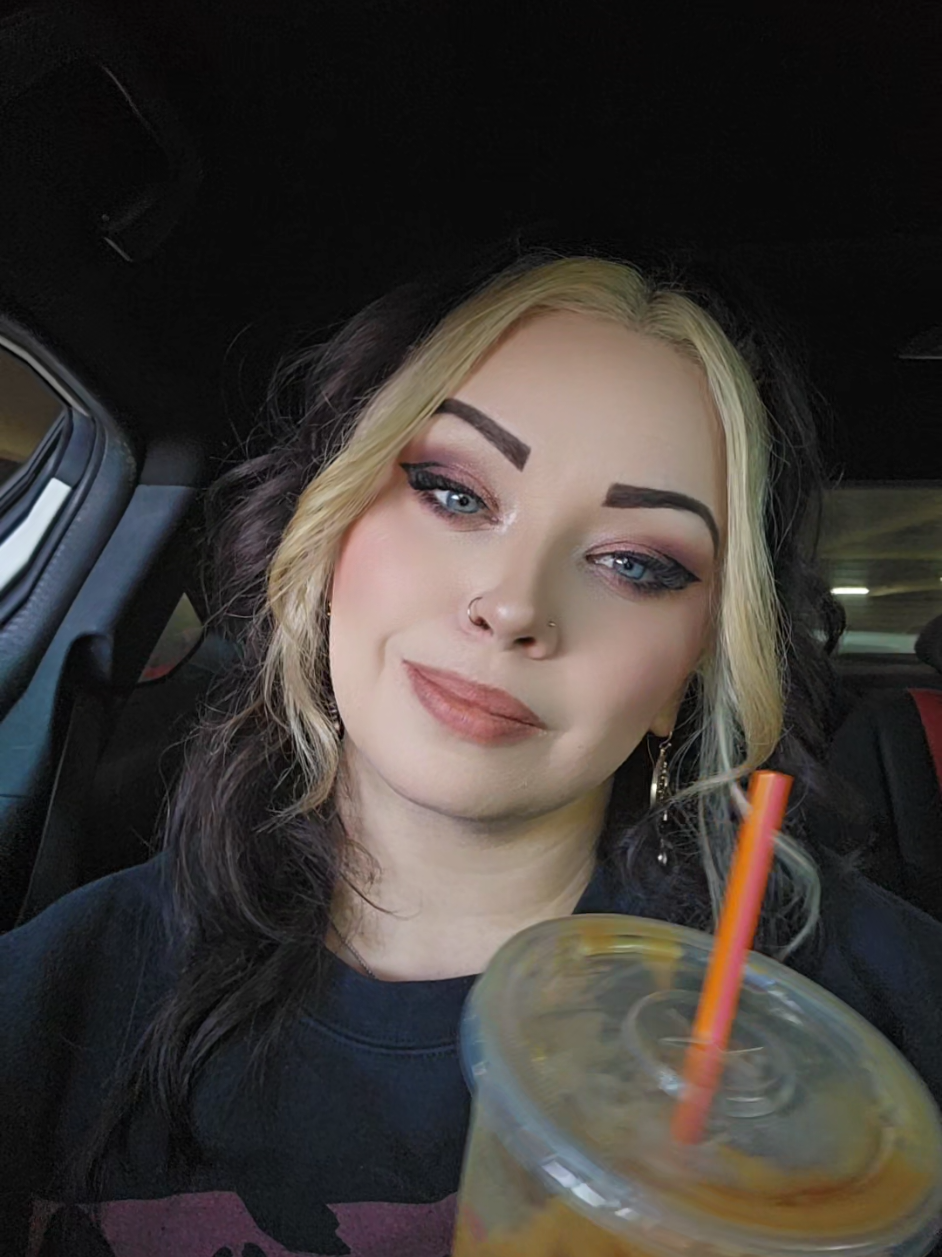 @🖤🎱HeatherLynn🎱🖤