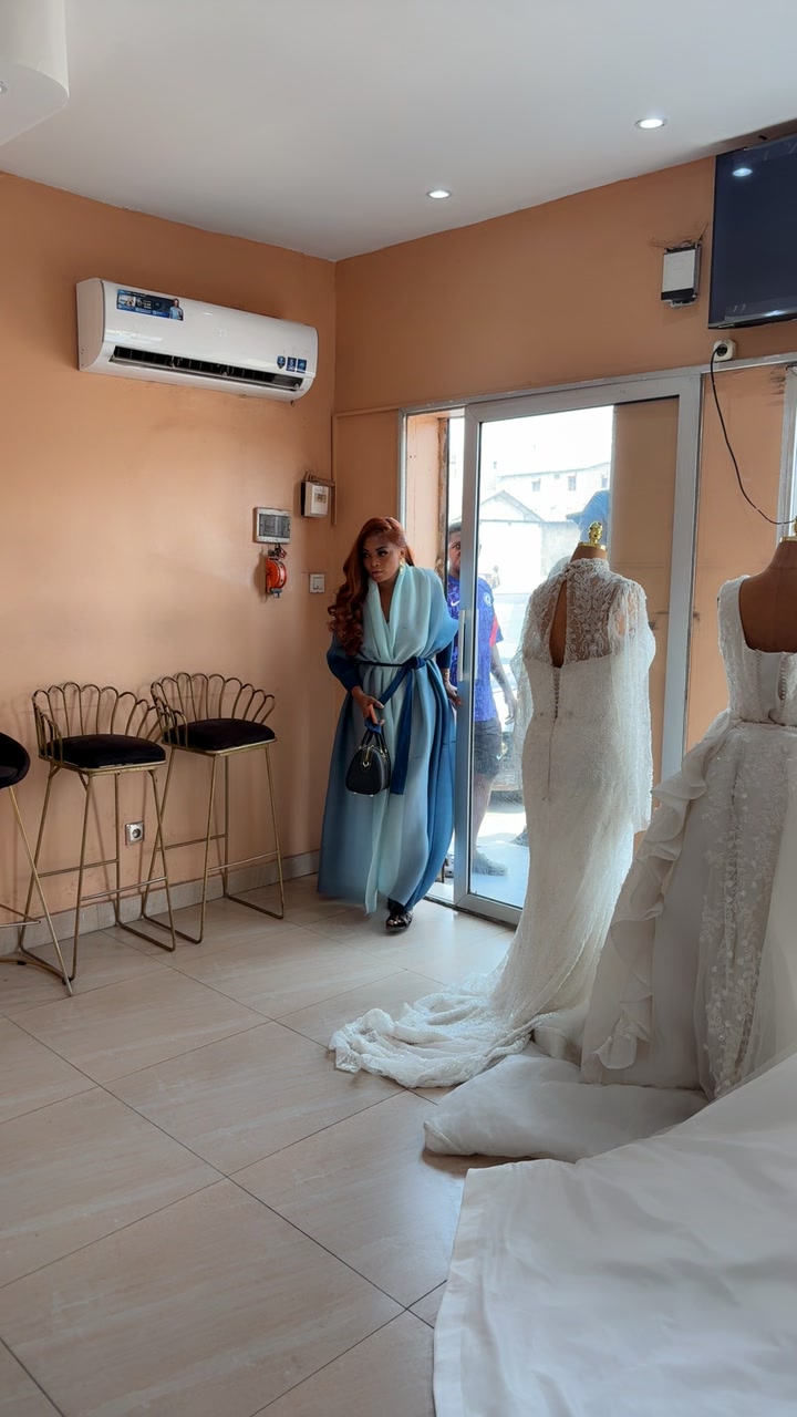 @Précieuse coiffure OFFICIELLE