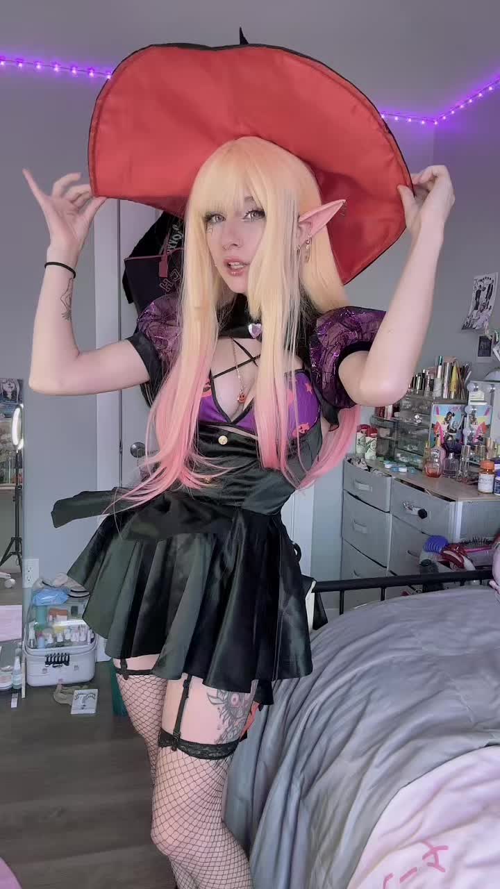 @izzy.cosplayy