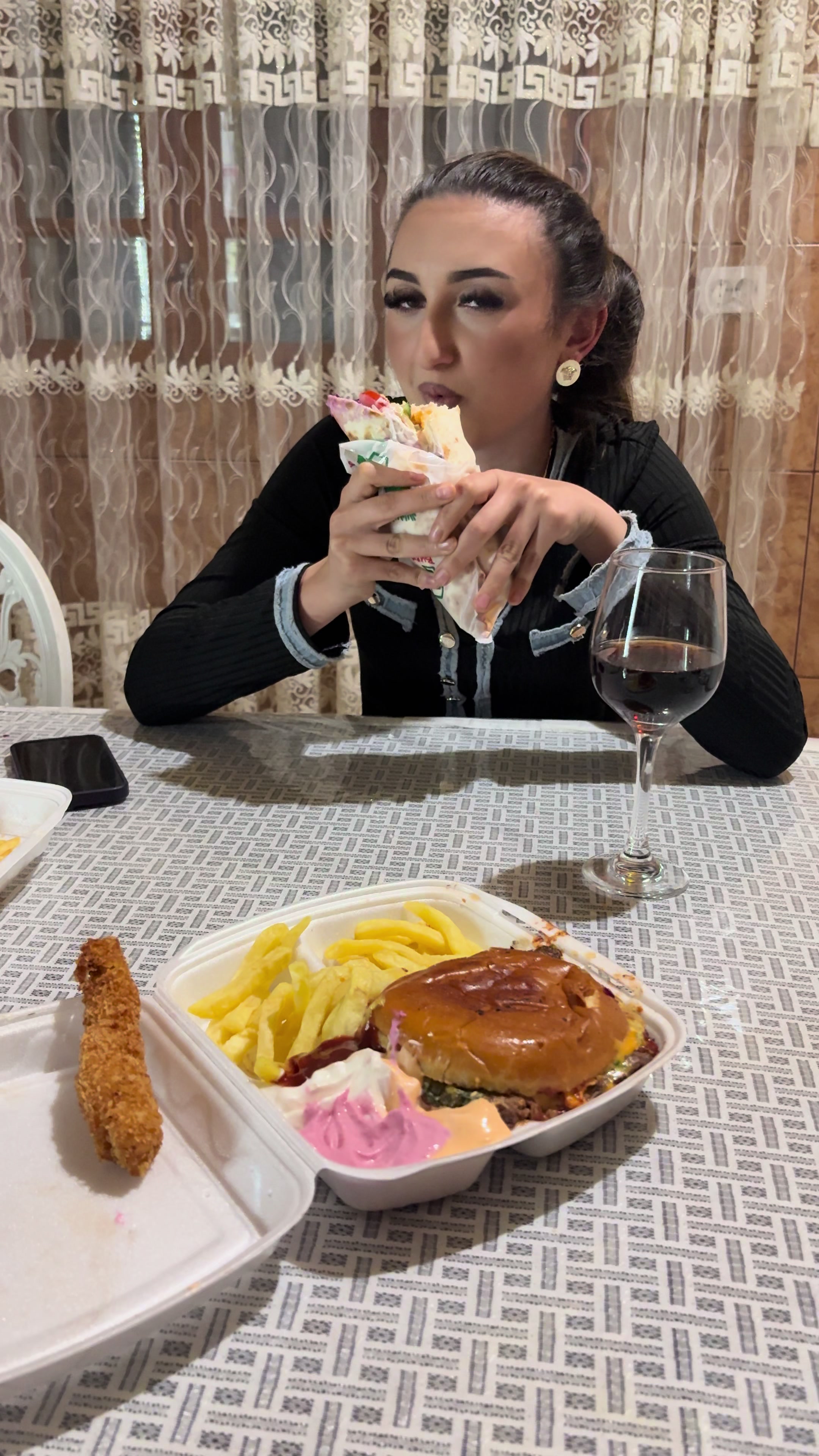 @Mary Mariana
