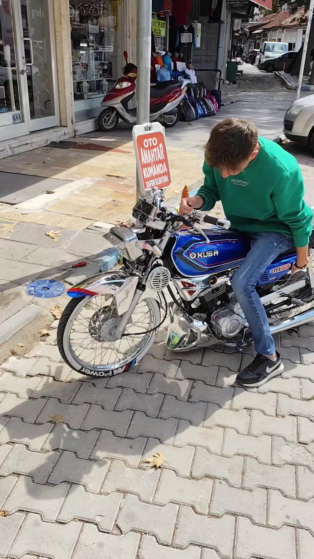 @talhazeytun0