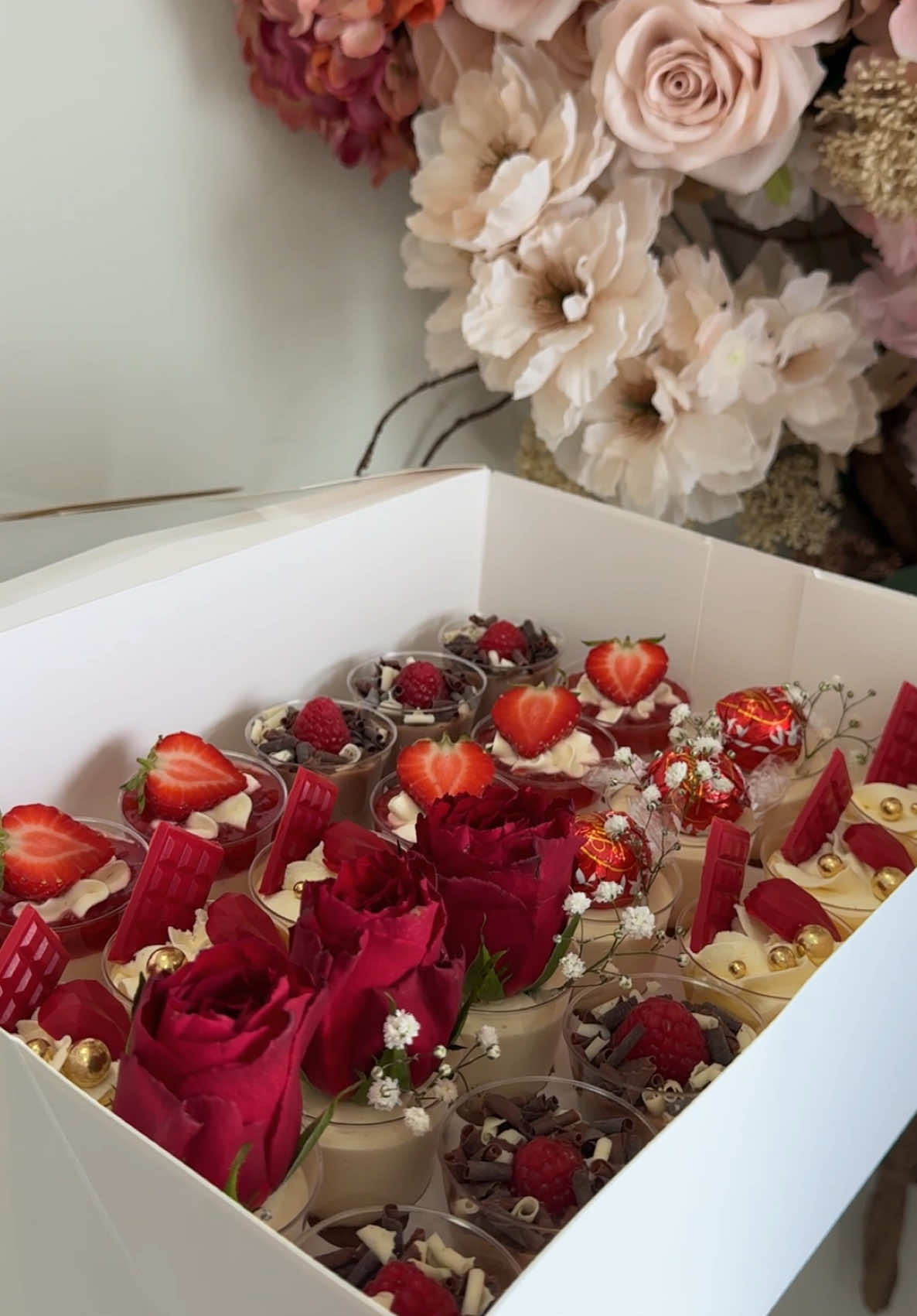 @devinetreatsbakery