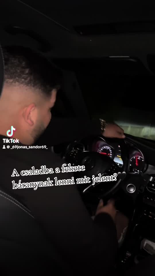 @⚜️J&oacute;n&aacute;s_S&aacute;ndor⚜️