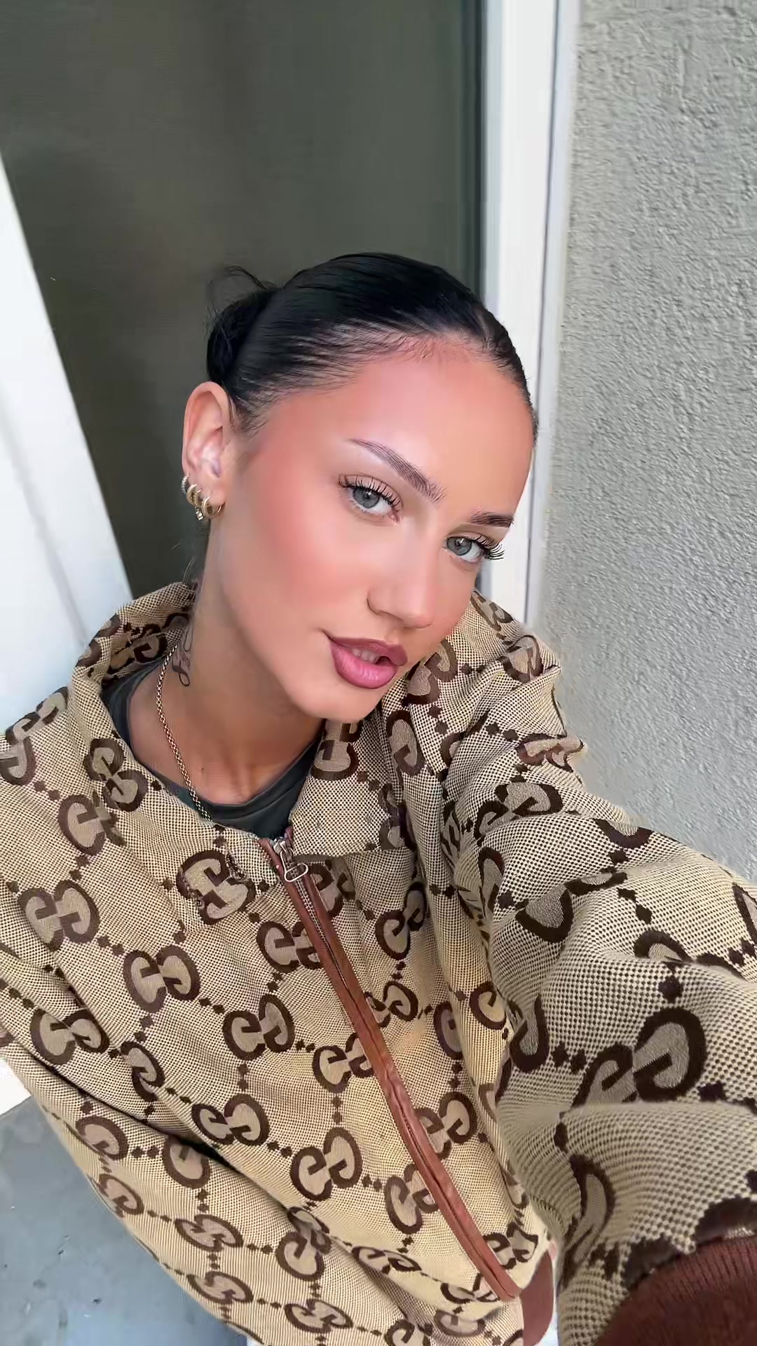 @𝔏𝔬𝔱𝔱𝔦