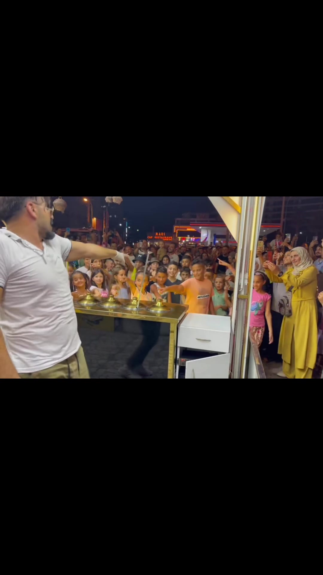 @Çılgın Dondurmacı