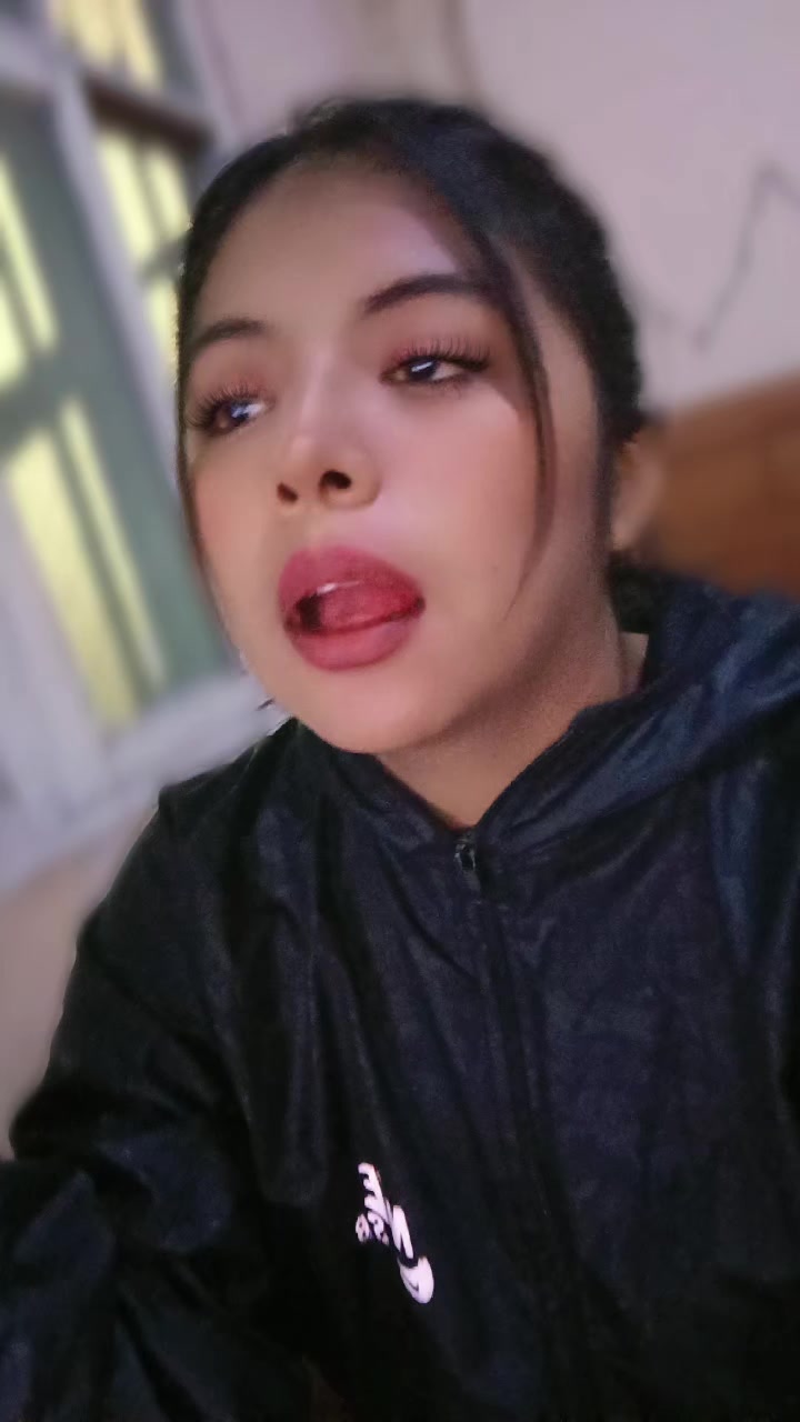 @Roselia Mariluz ✨