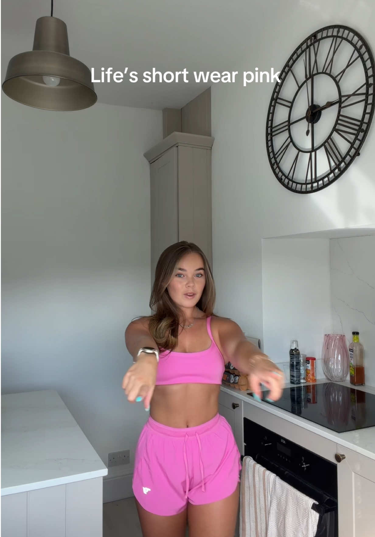 @lil.ashtonn