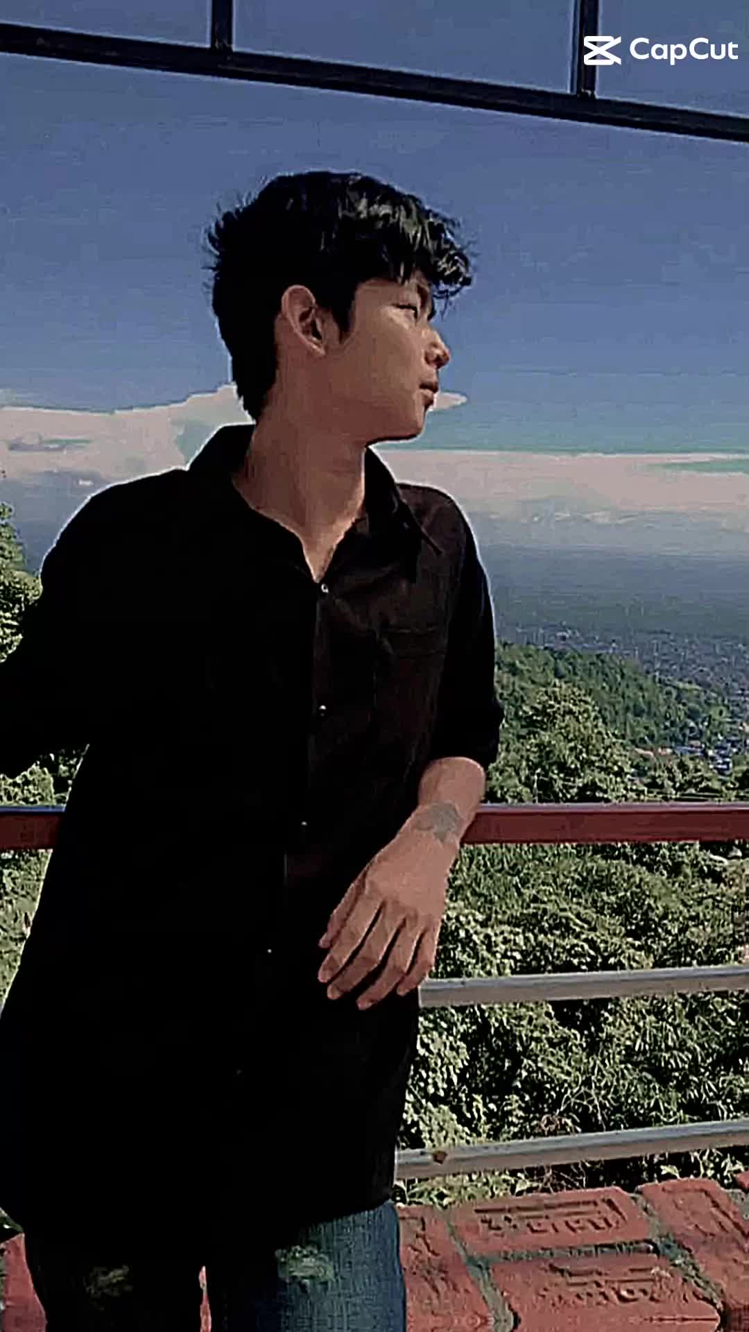 @Ayush__Đøn